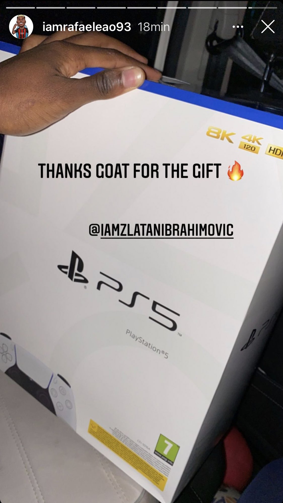 Zlatan Beli Playstation 5